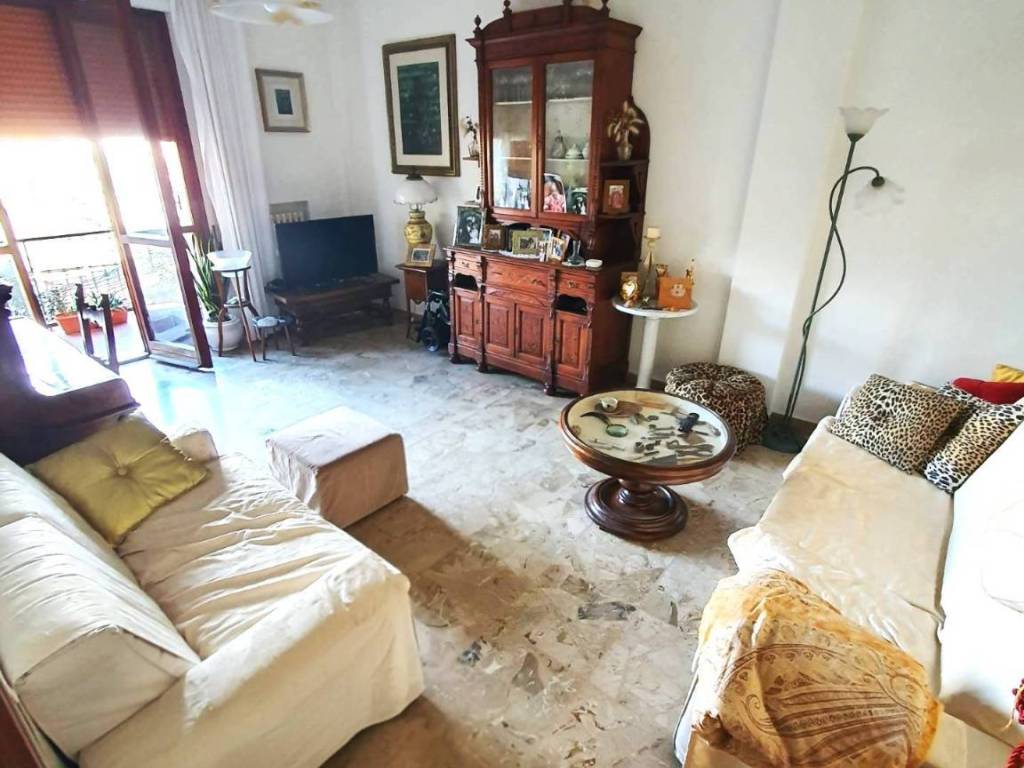 Appartamento a Pistoia in Viale Macallè, 39 - Foto 4