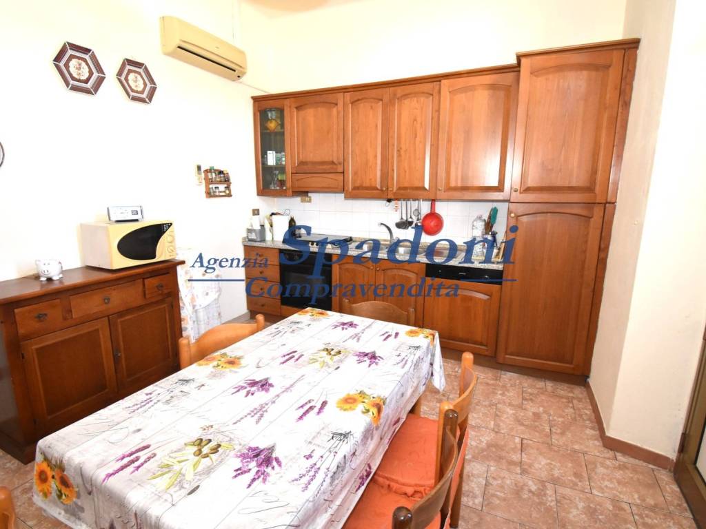 Appartamento a Monsummano terme in Via Francesca Nord, 659 - Foto 2