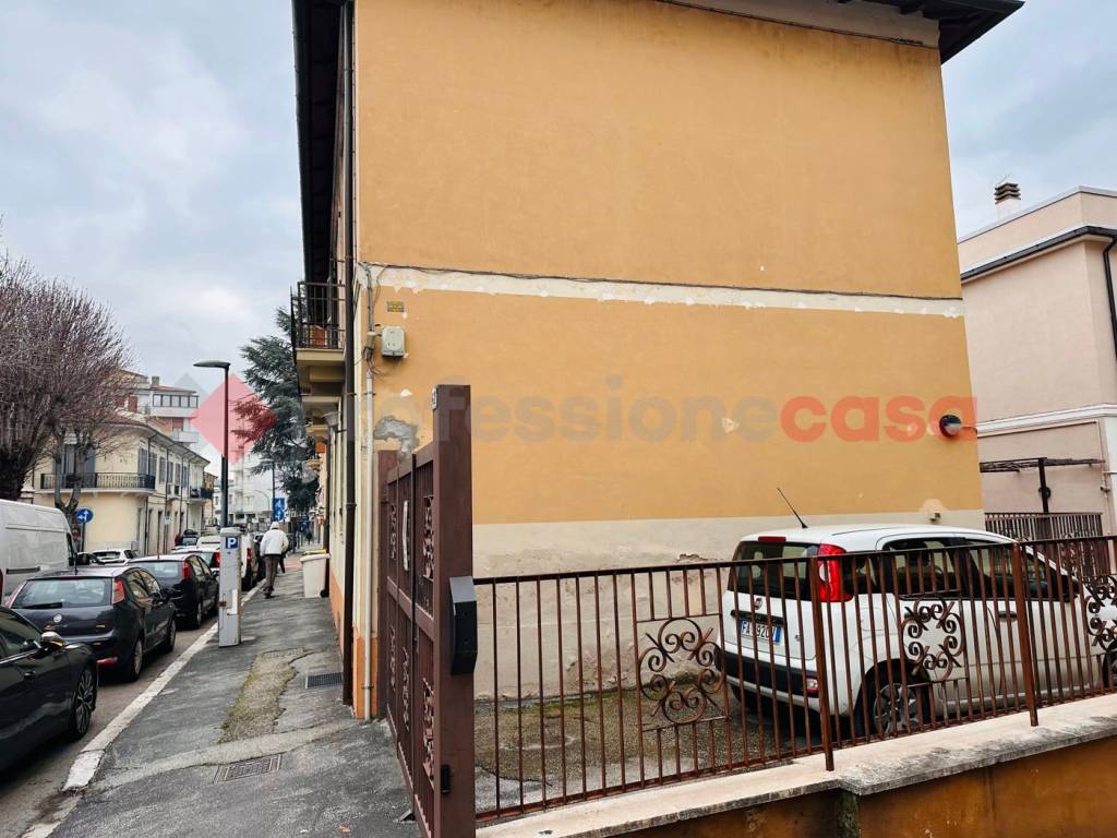 Casa indipendente a Avezzano in Via Monsignor Bagnoli, 64 - Foto 3