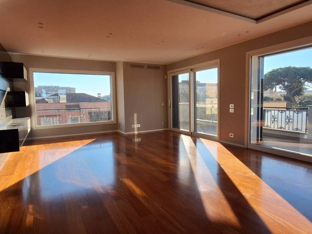 Appartamento a Aprilia in Via Guglielmo Andreoni - Foto 5