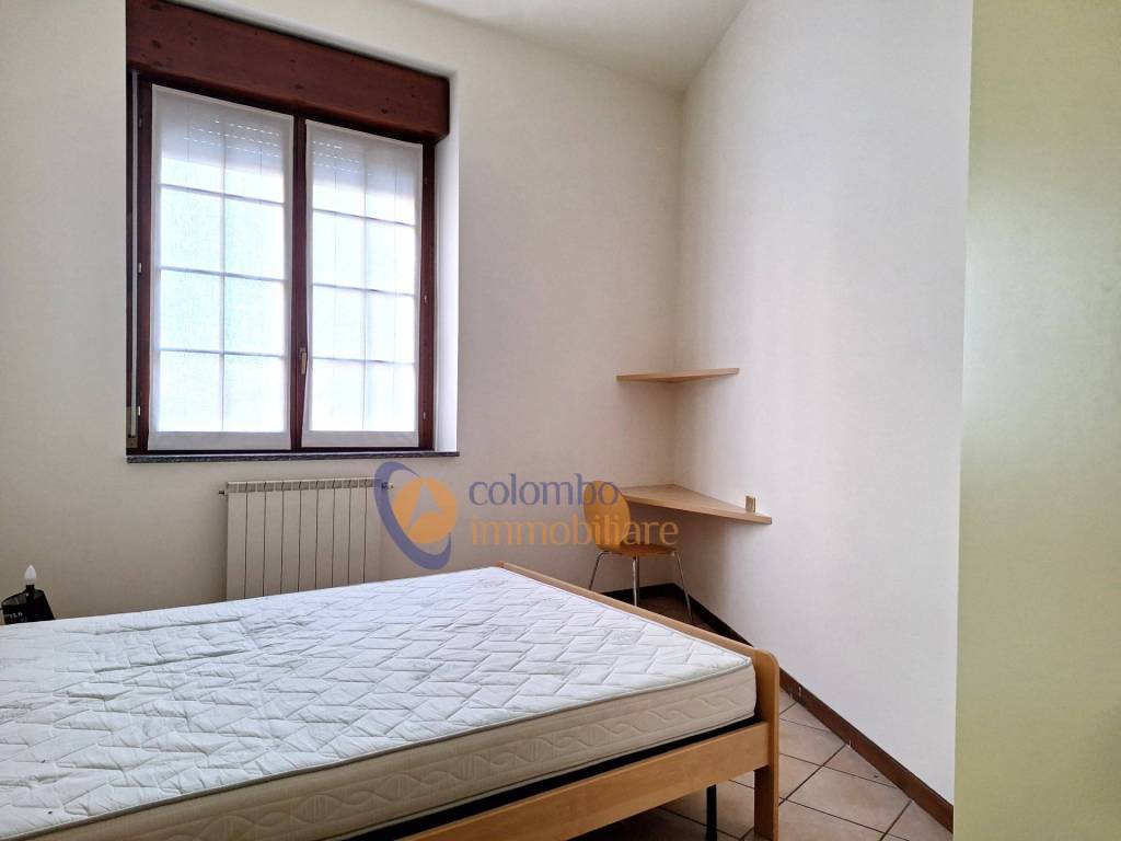 Appartamento a Busto arsizio in via Enrico Dell'Acqua, 19 - Foto 5