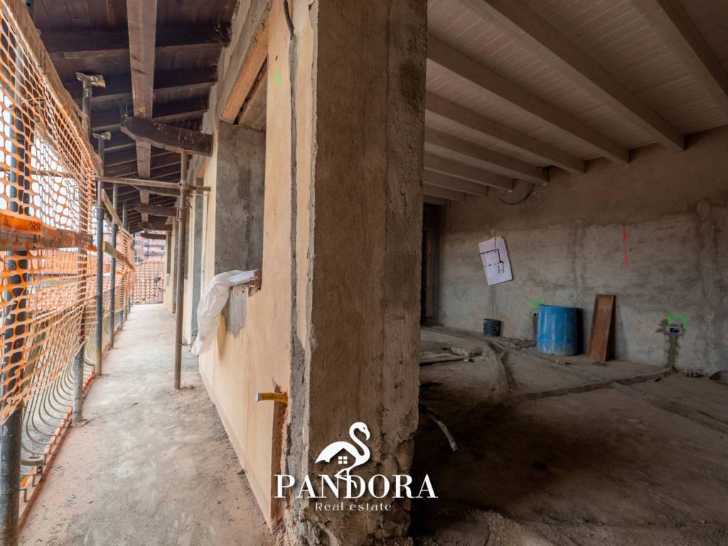 Appartamento a Lonate pozzolo in VIA OBERDAN, 12 - Foto 5