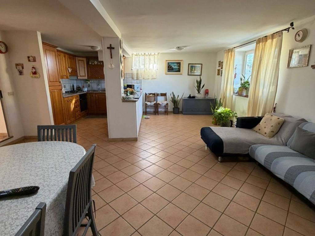 Villa a Cisterna di latina in Via Nettuno - Foto 4