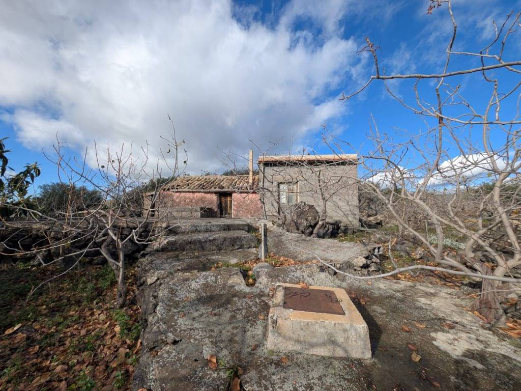 Terreno a Bronte in Strada Statale Occidentale Etnea - Foto 4