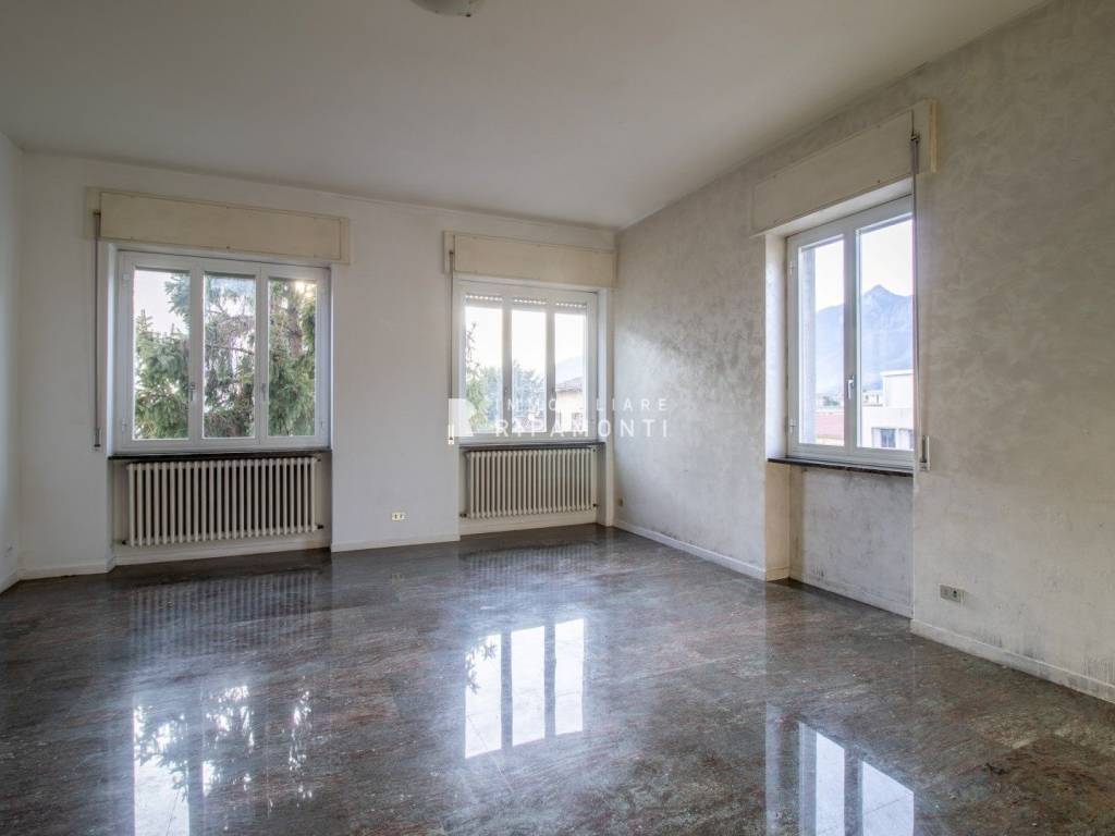 Appartamento a Lecco in Corso Promessi Sposi - Foto 2