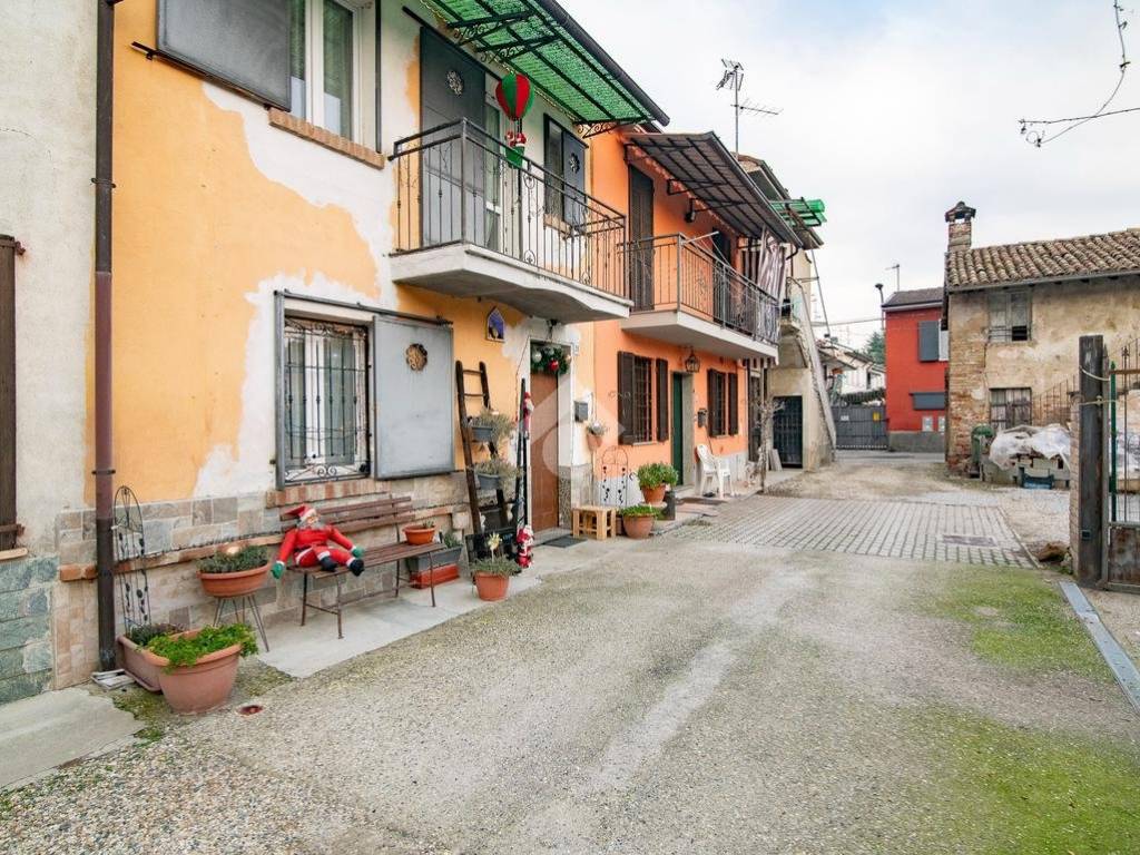 Casa indipendente a Voghera in Via Ponente, 39 - Foto 3