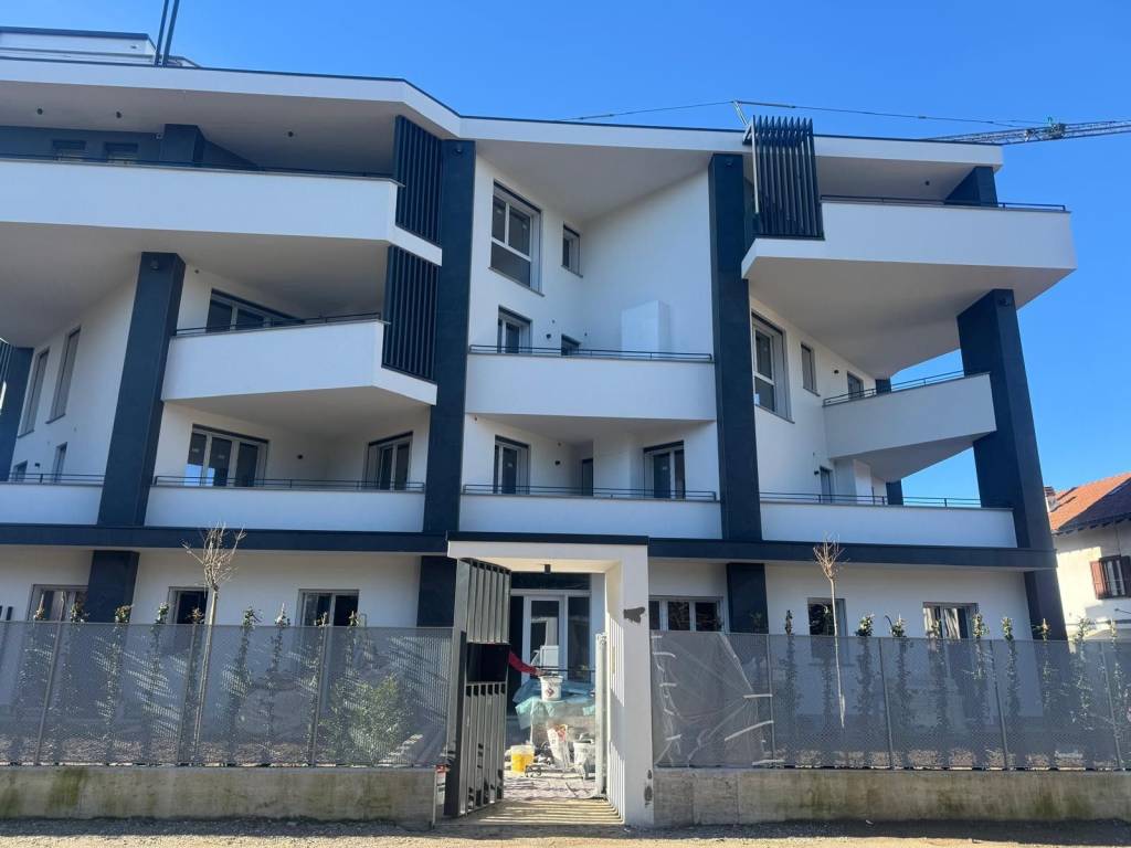 Appartamento a Gallarate in Via Carlo Cattaneo - Foto 2