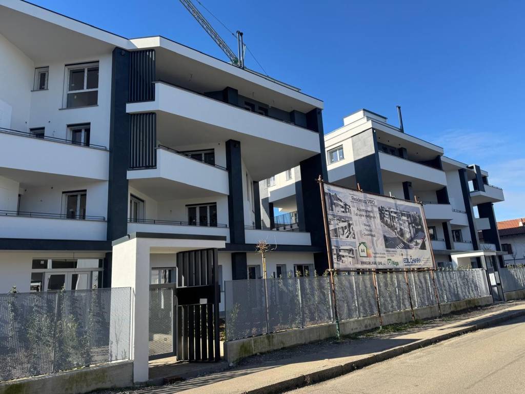 Appartamento a Gallarate in Via Carlo Cattaneo - Foto 3