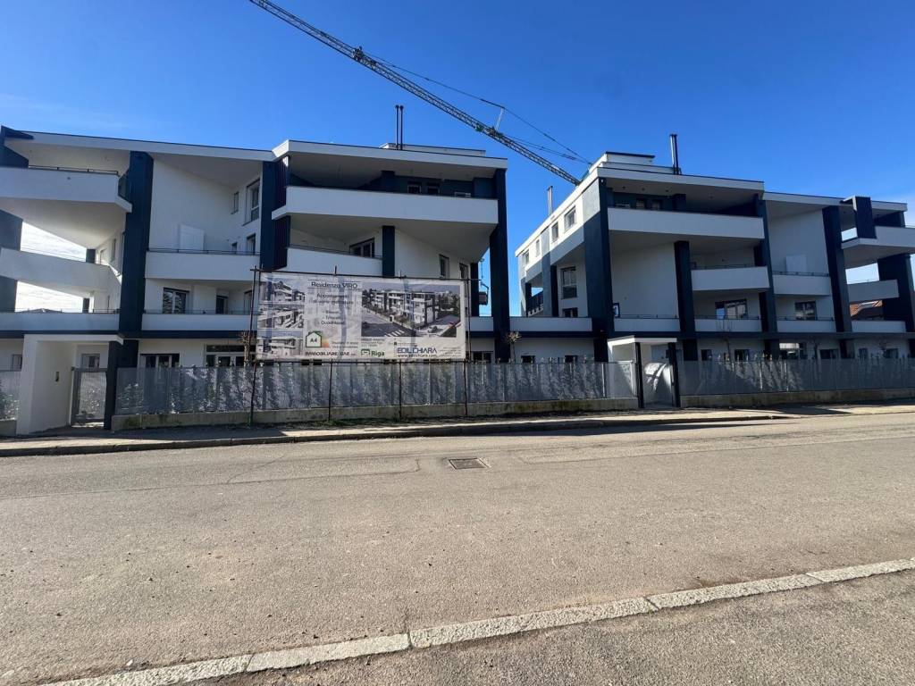 Appartamento a Gallarate in Via Carlo Cattaneo - Foto 4
