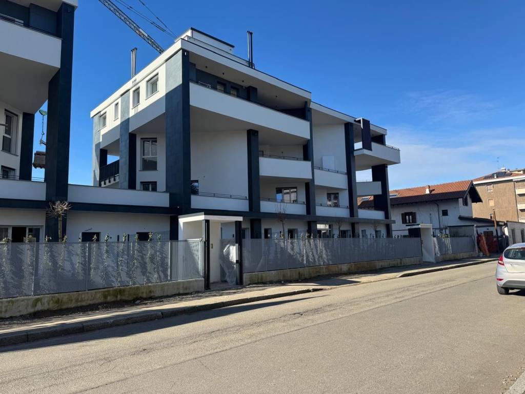 Appartamento a Gallarate in Via Carlo Cattaneo - Foto 5