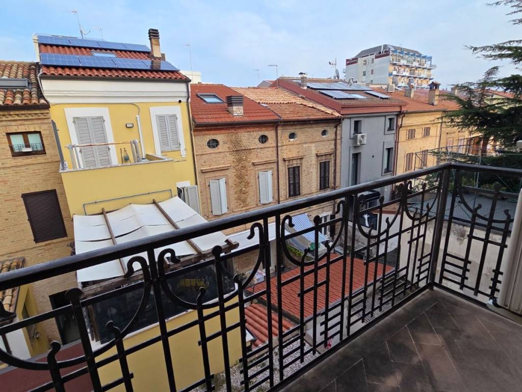 Appartamento a Civitanova marche in Corso Dalmazia - Foto 5