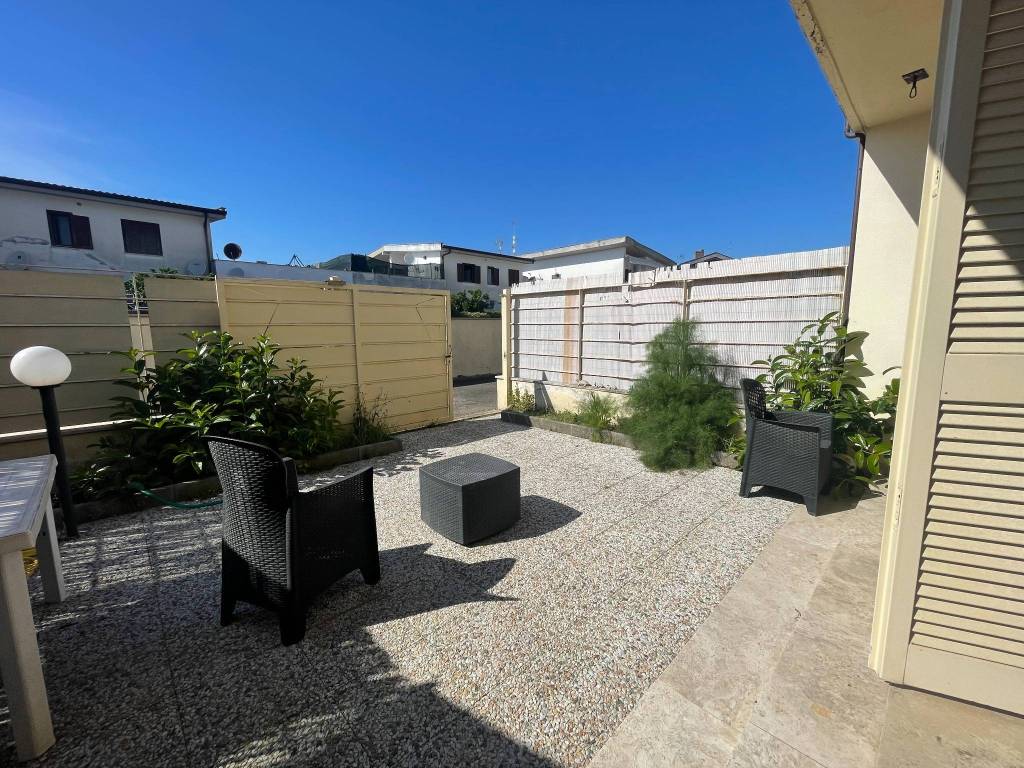 Villetta a schiera a Terracina in Via Angelo Sani - Foto 2