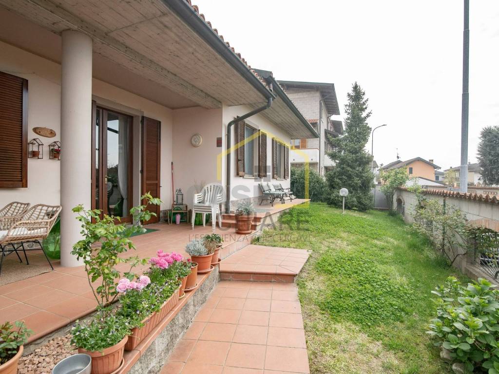 Villa a Gropello cairoli in Via Amerigo Vespucci, 8 - Foto 2