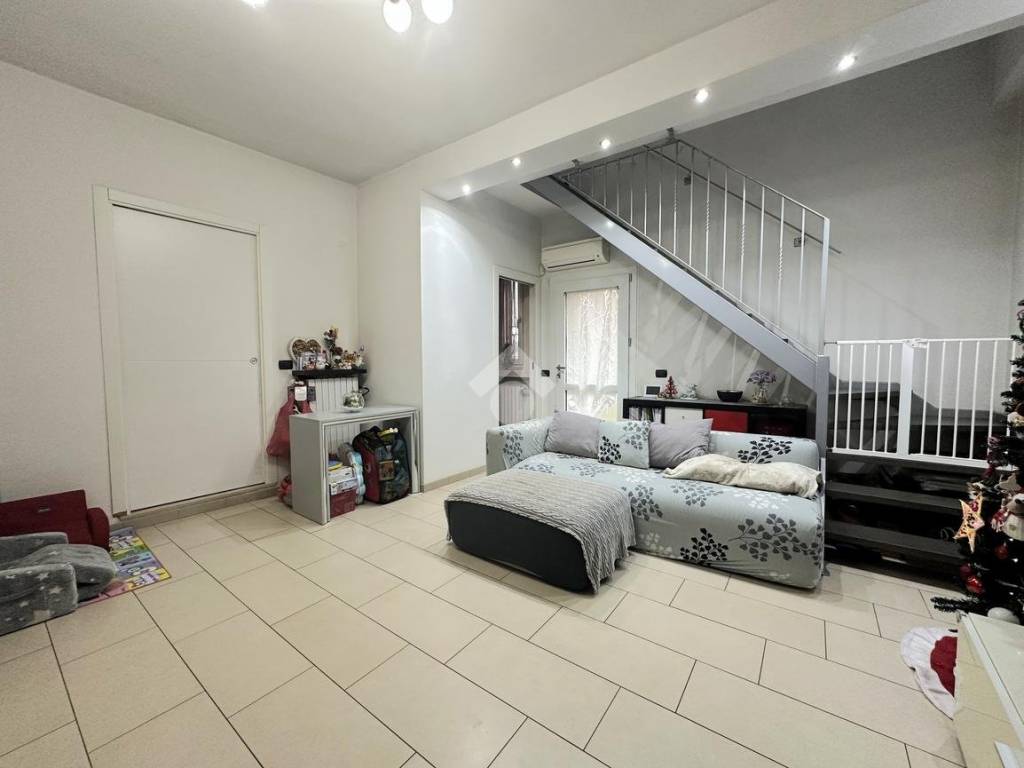 Casa indipendente a Pavia in Via Mirabello, 100 - Foto 2