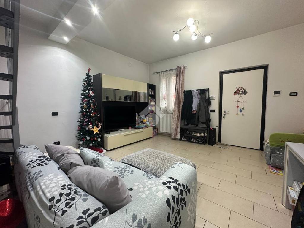 Casa indipendente a Pavia in Via Mirabello, 100 - Foto 4