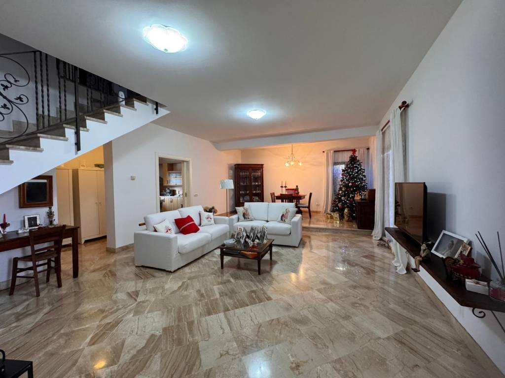 Villa a Nettuno in Via Valmontone, 13 - Foto 3