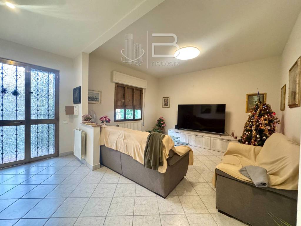 Appartamento a Pieve a nievole in Via Guglielmo Marconi - Foto 4