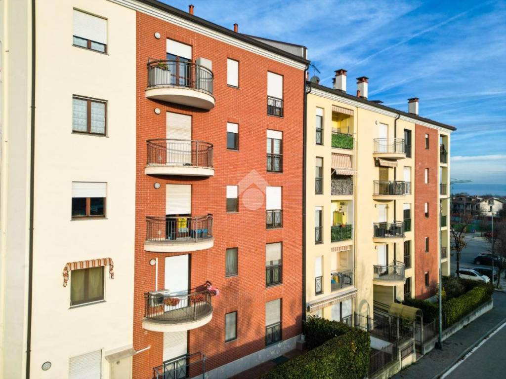 Appartamento a Saluzzo in Via antica torino, 39 - Foto 2