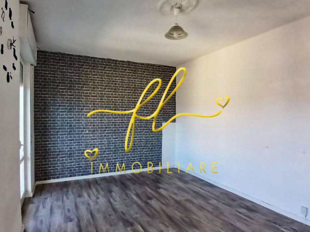 Appartamento a Livorno in Via Alfredo Soffredini - Foto 2