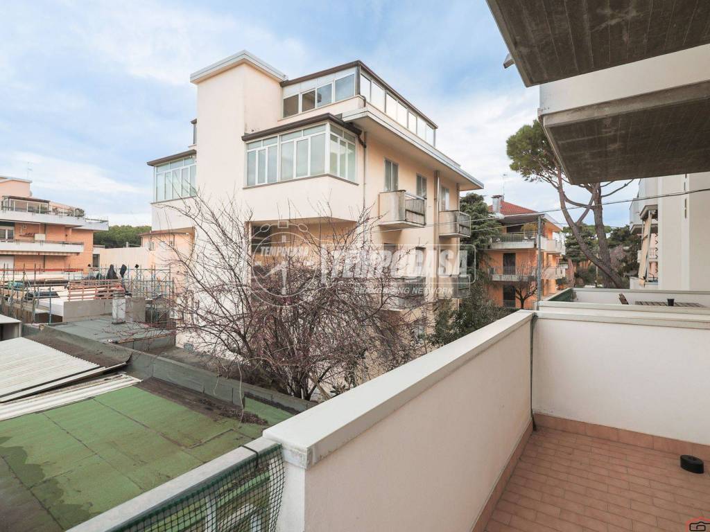 Appartamento a Riccione in Viale Cavour - Foto 2