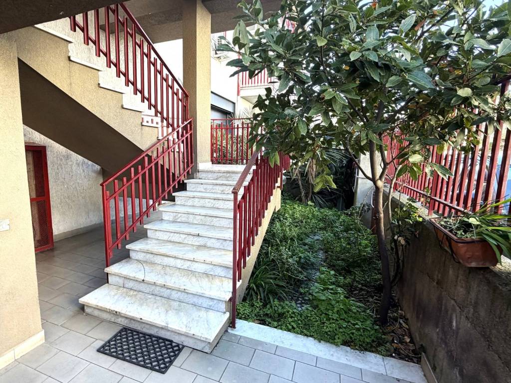 Appartamento a Mascalucia in Via Francesco Caracciolo, 2 - Foto 3