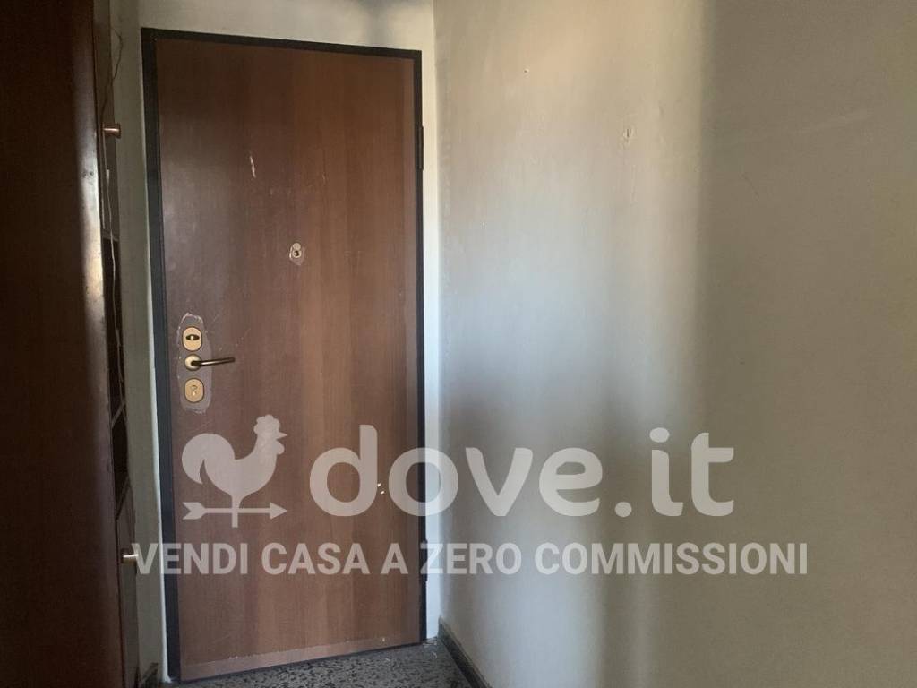 Appartamento a Carugo in Via Giuseppe Garibaldi, 48 - Foto 2