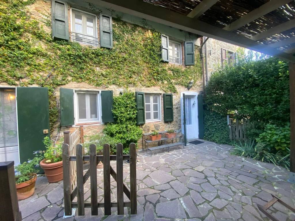 Appartamento a Lucca in Via Di Aquilea, 121 - Foto 2