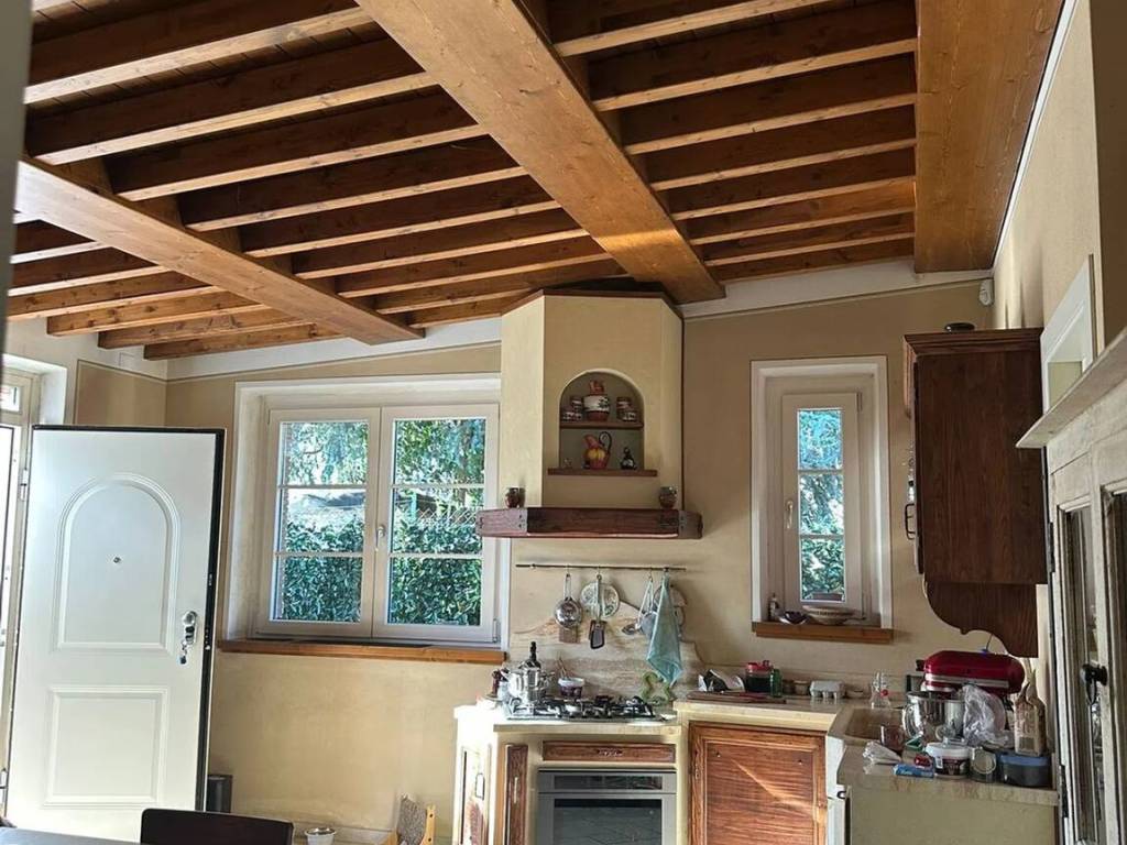 Villa a Lucca in Via Dei Marzi - Foto 2