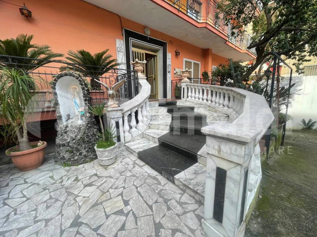 Appartamento a Quarto in Via Aldo Moro, 18 - Foto 2