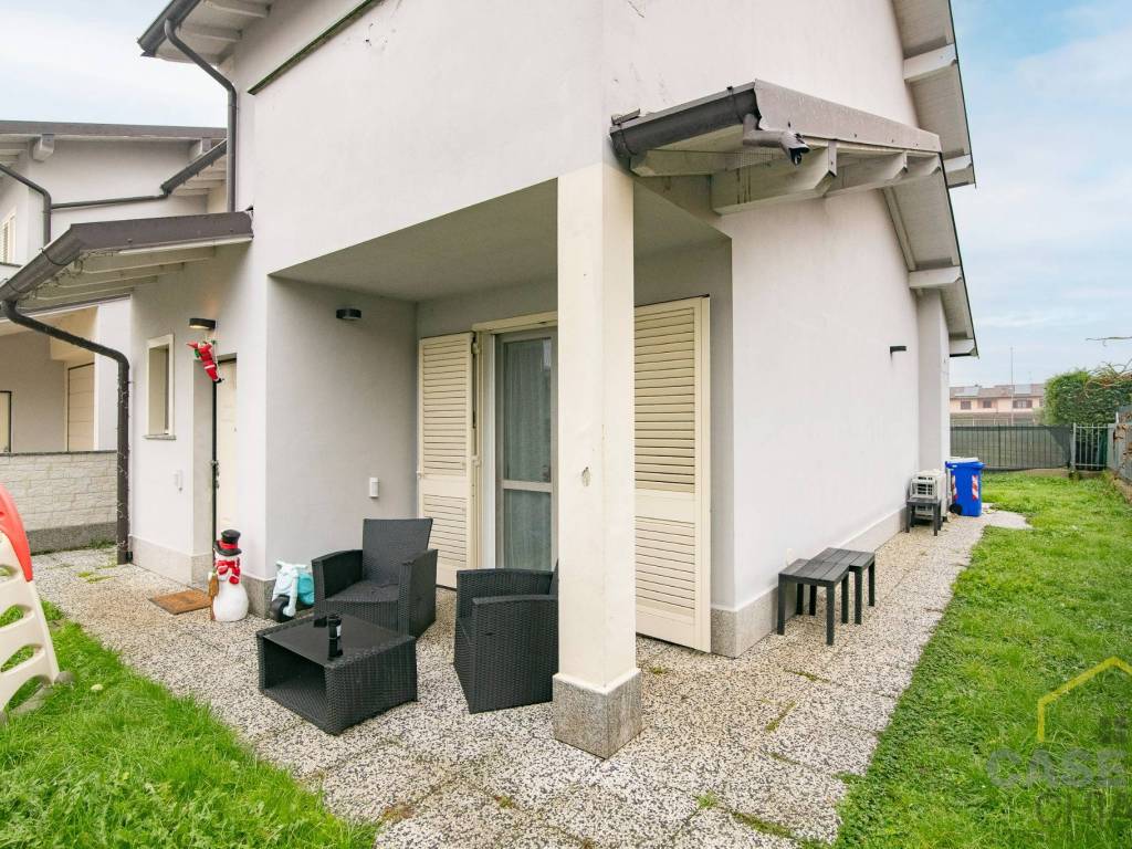 Villa a Vellezzo bellini in Via Vincenzo Gioberti, 21 - Foto 5