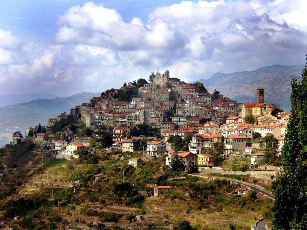 Appartamento a Bajardo in Via A. Podestà, 19 - Foto 2