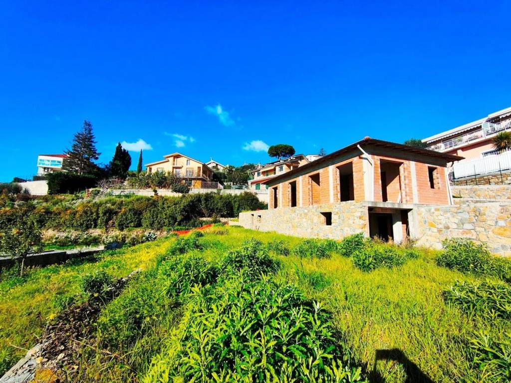 Villa a Ospedaletti in Strada Vallegrande - Foto 2