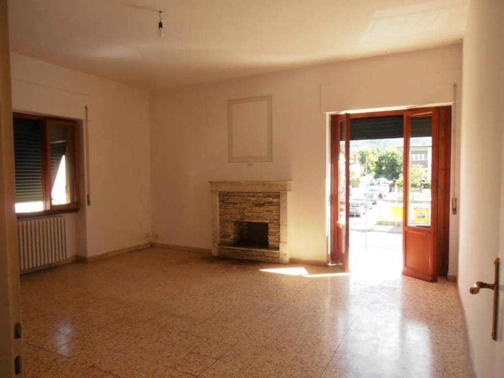 Appartamento a Castelfranco piandisco in Via Vittorio Veneto - Foto 2