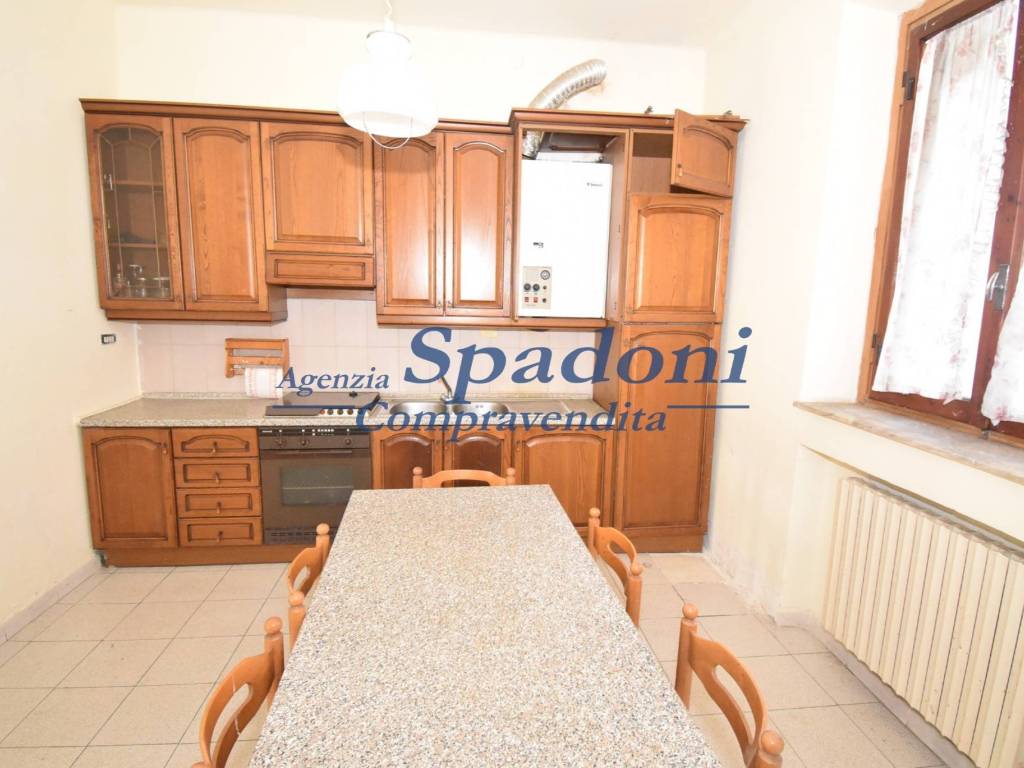 Appartamento a Monsummano terme in Via Francesca Nord, 659 - Foto 2