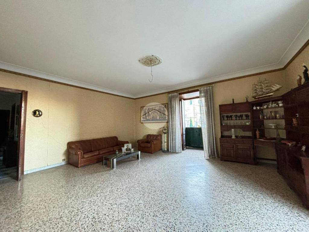 Appartamento a Castellammare di stabia in Via Giuseppe Bonito, 215 - Foto 3