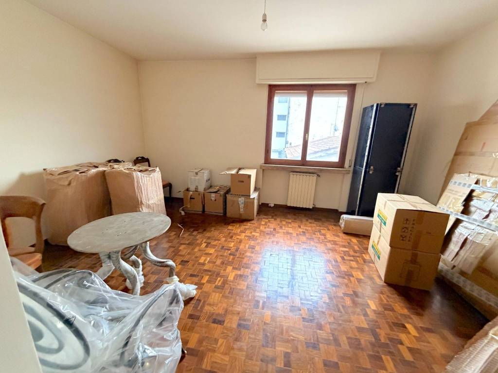 Appartamento a Prato in Via Monte Grappa - Foto 2