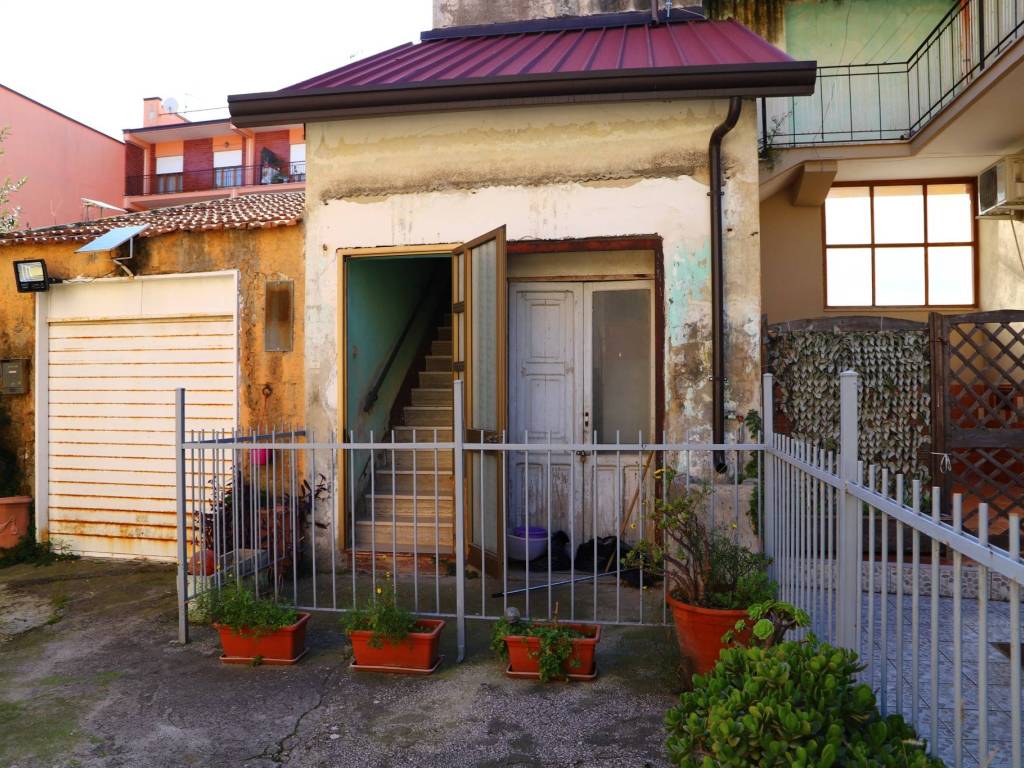 Appartamento a Maddaloni in Via Caudina, 53 - Foto 2