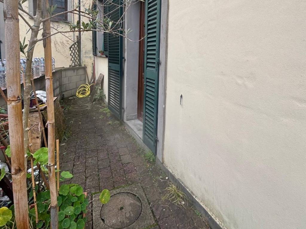 Casa indipendente a Collesalvetti in Via delle Medaglie d'Oro, 4 - Foto 2