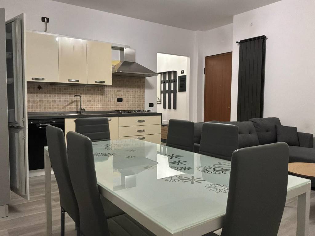 Appartamento a Marnate in Via Volturno - Foto 3