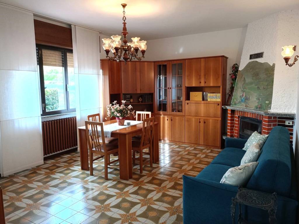 Villa a Bizzarone in Via Roma - Foto 5