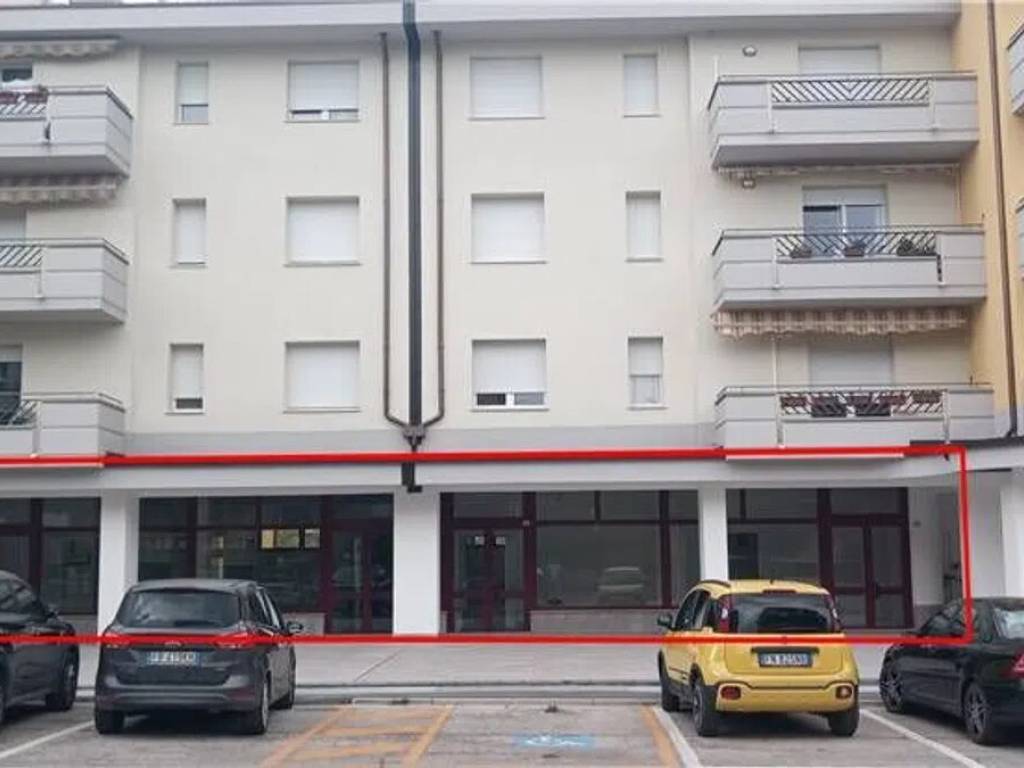 Immobile a Matelica in Via Vittorio Bachelet, 15 - Foto 2
