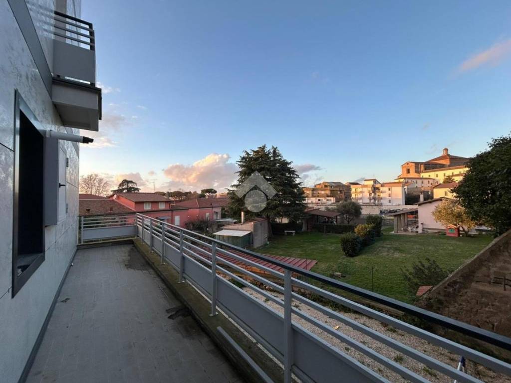 Appartamento a Viterbo in Via Torre San Biele - Foto 2