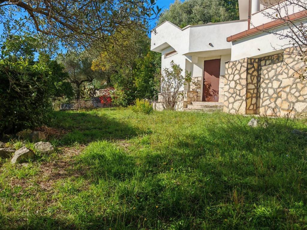Villa a Venafro in Stada Provinciale 10 per Conca Casale, snc - Foto 5