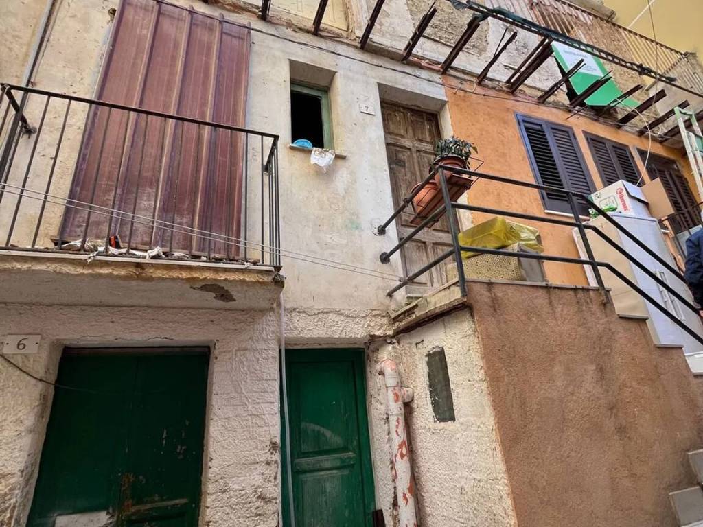 Palazzo / stabile a Agrigento in Via Santa Sofia - Foto 2