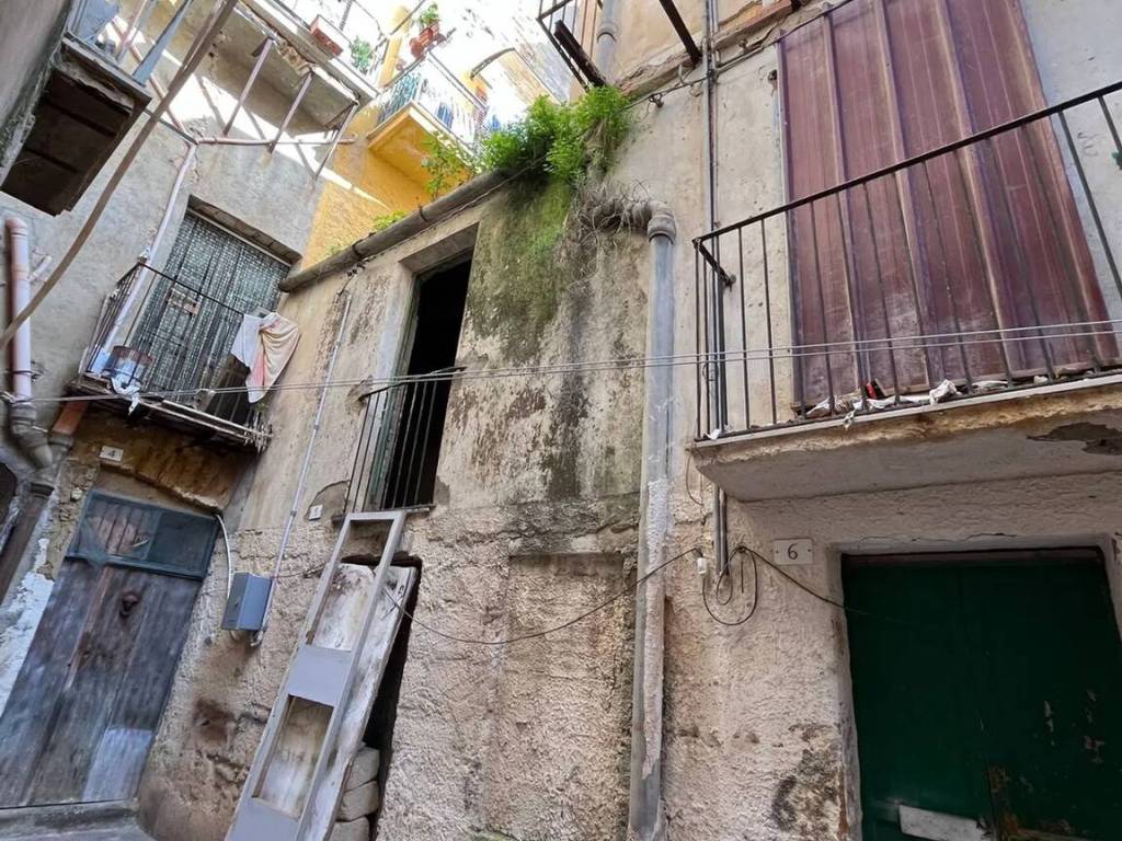 Palazzo / stabile a Agrigento in Via Santa Sofia - Foto 3