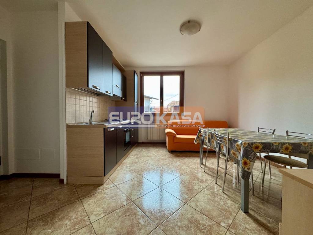 Appartamento a Osio sopra in Via Mazzini - Foto 2