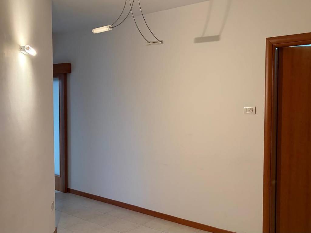 Appartamento a Cosenza in Via Michele Berardelli - Foto 5