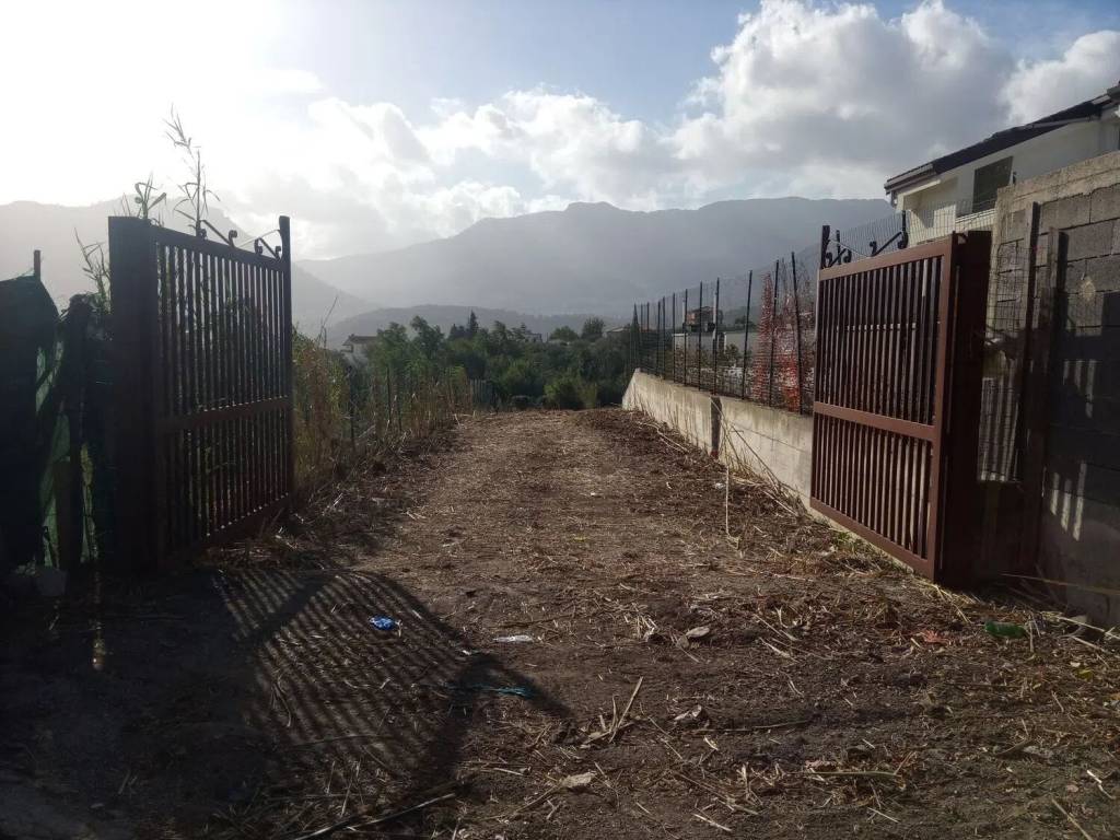 Terreno a Monreale in Via Frassinelli E Mulini No Number - Foto 2
