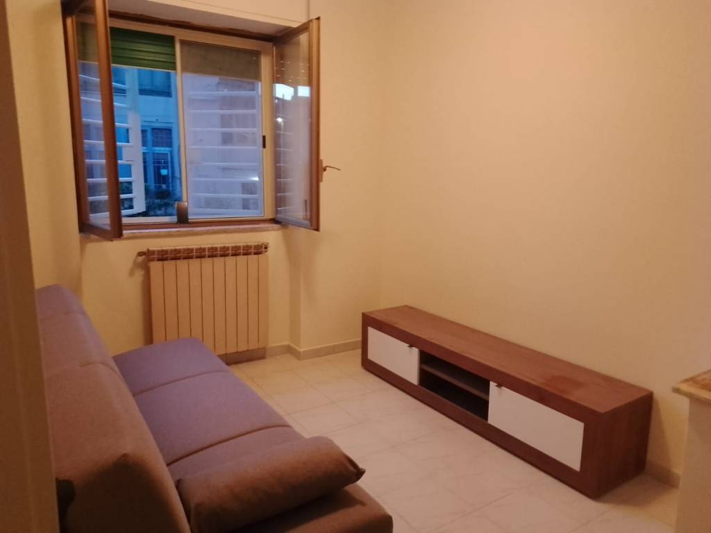Appartamento a Caserta in Via Tescione Gennaro, 88 - Foto 4