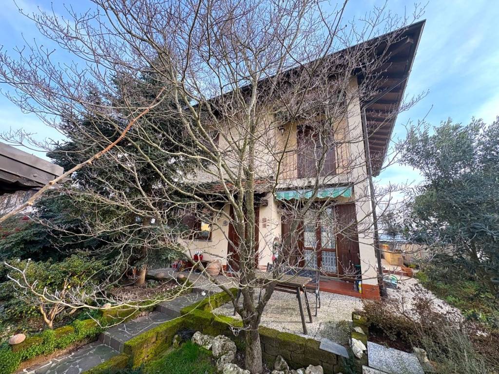 Villa a Garlasco in Largo 1 Maggio, 24 - Foto 4